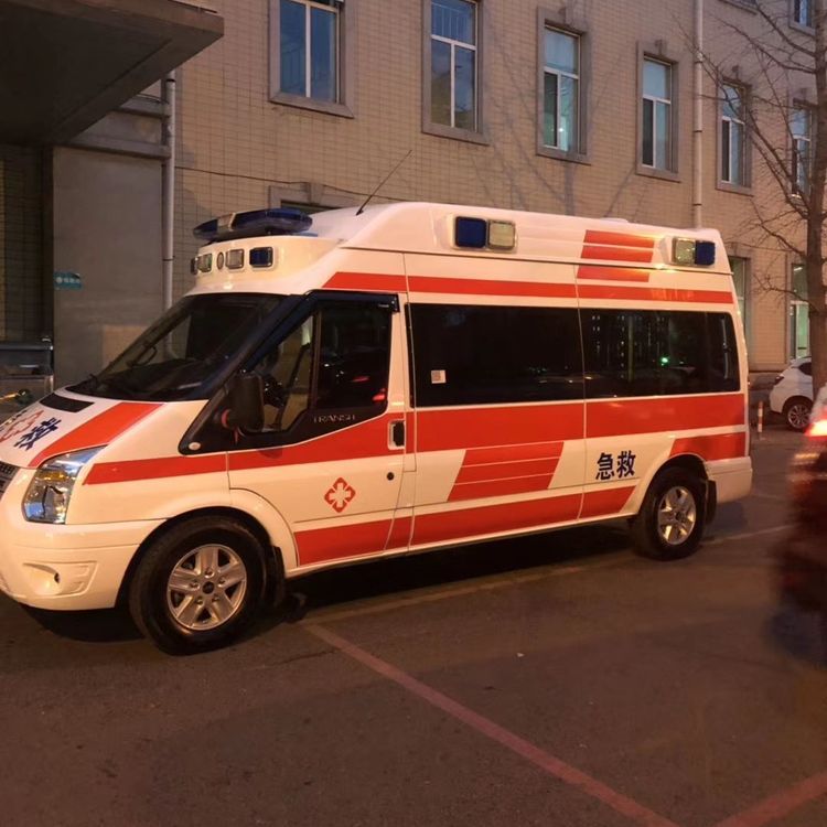 蓝田夜间租赁救护车护送病人转院：安全转运的 8 大核心注意事项